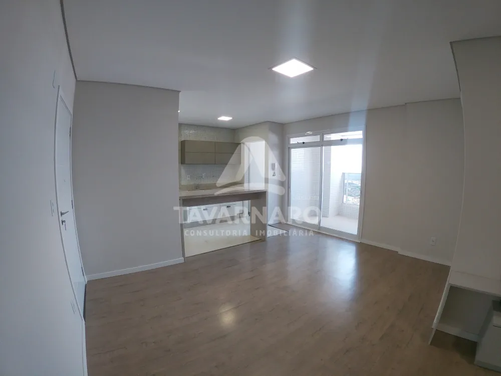 Apartamento à venda com 2 quartos, 136m² - Foto 2