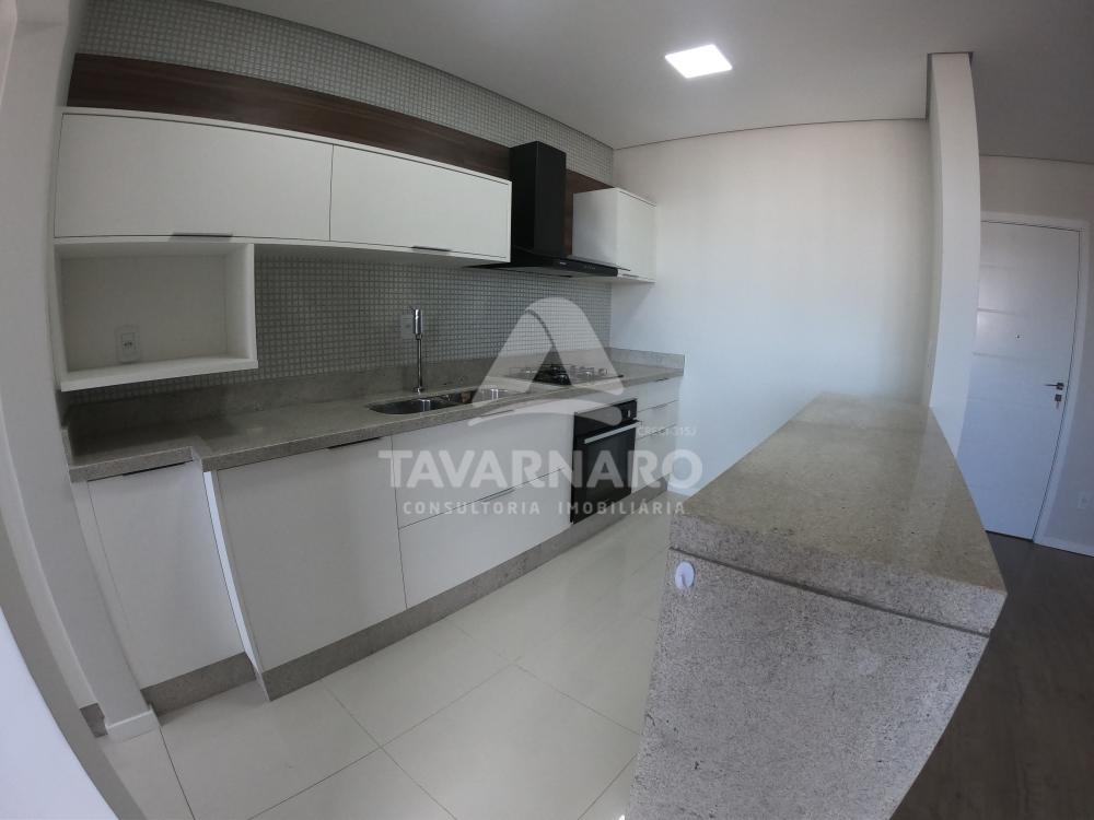 Apartamento à venda com 2 quartos, 162m² - Foto 2