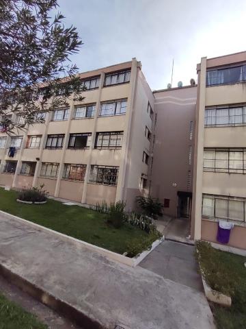 Alugar Apartamento / Padrão em Ponta Grossa. apenas R$ 400,00