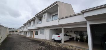 Alugar Sobrado / Condomínio em Ponta Grossa. apenas R$ 550.000,00