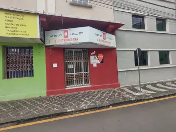 Alugar Comercial / Loja em Ponta Grossa. apenas R$ 900,00