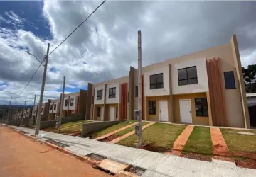 Alugar Sobrado / Condomínio em Ponta Grossa. apenas R$ 1.800,00