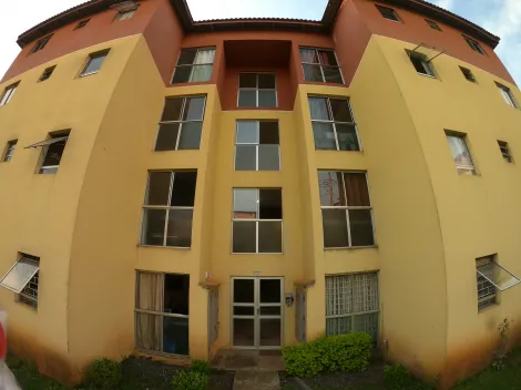 Alugar Apartamento / Padrão em Ponta Grossa. apenas R$ 750,00