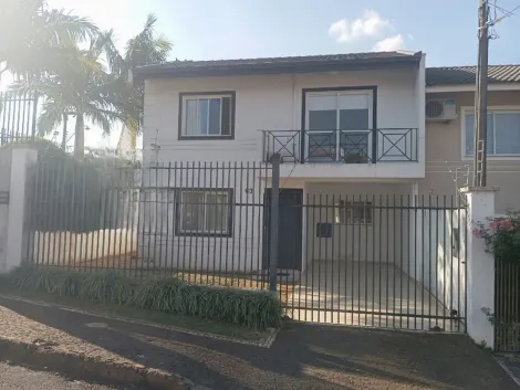 Alugar Casa / Padrão em Ponta Grossa. apenas R$ 600.000,00
